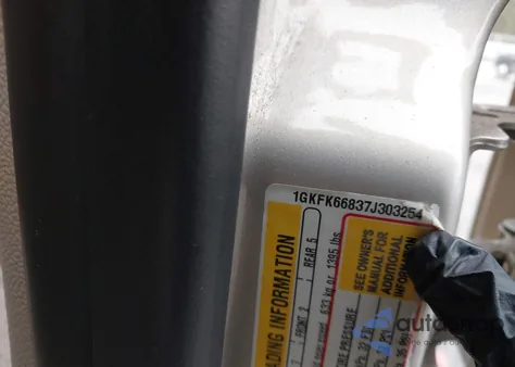 2007 GMC Yukon Xl 1500 Denali из США, поврежденный, VIN 1GKFK66837J303254